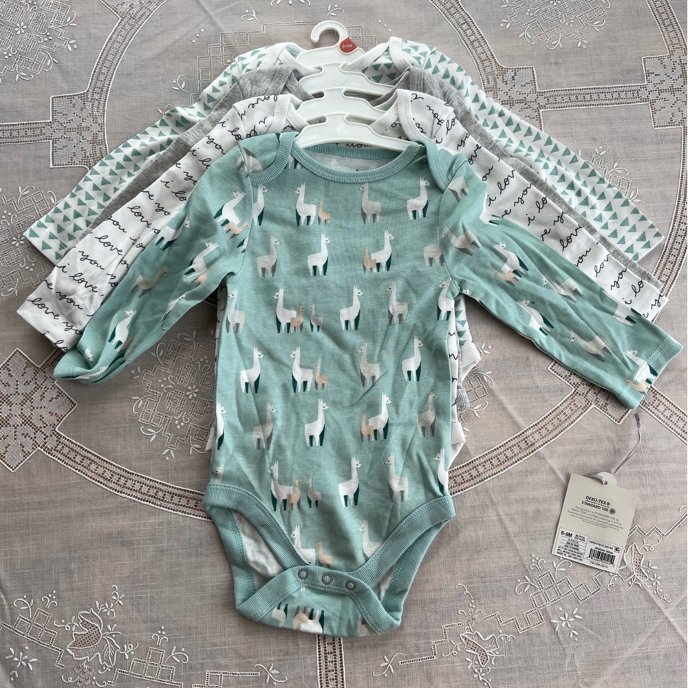 NEW Cloud Island Unisex Long Sleeve Onesies, size 6-9 months